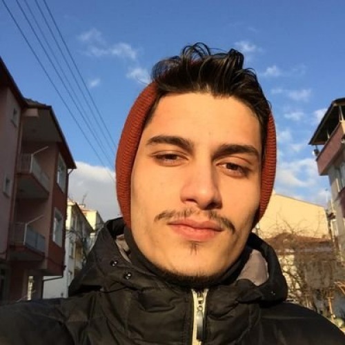 Figma profile picture for @emirhan