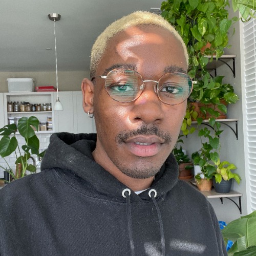 Figma profile picture for @doves